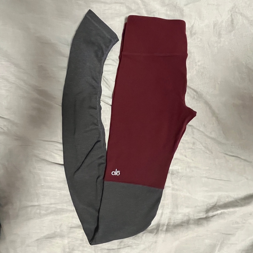 Alo Yoga Goddess Leggings - Small
